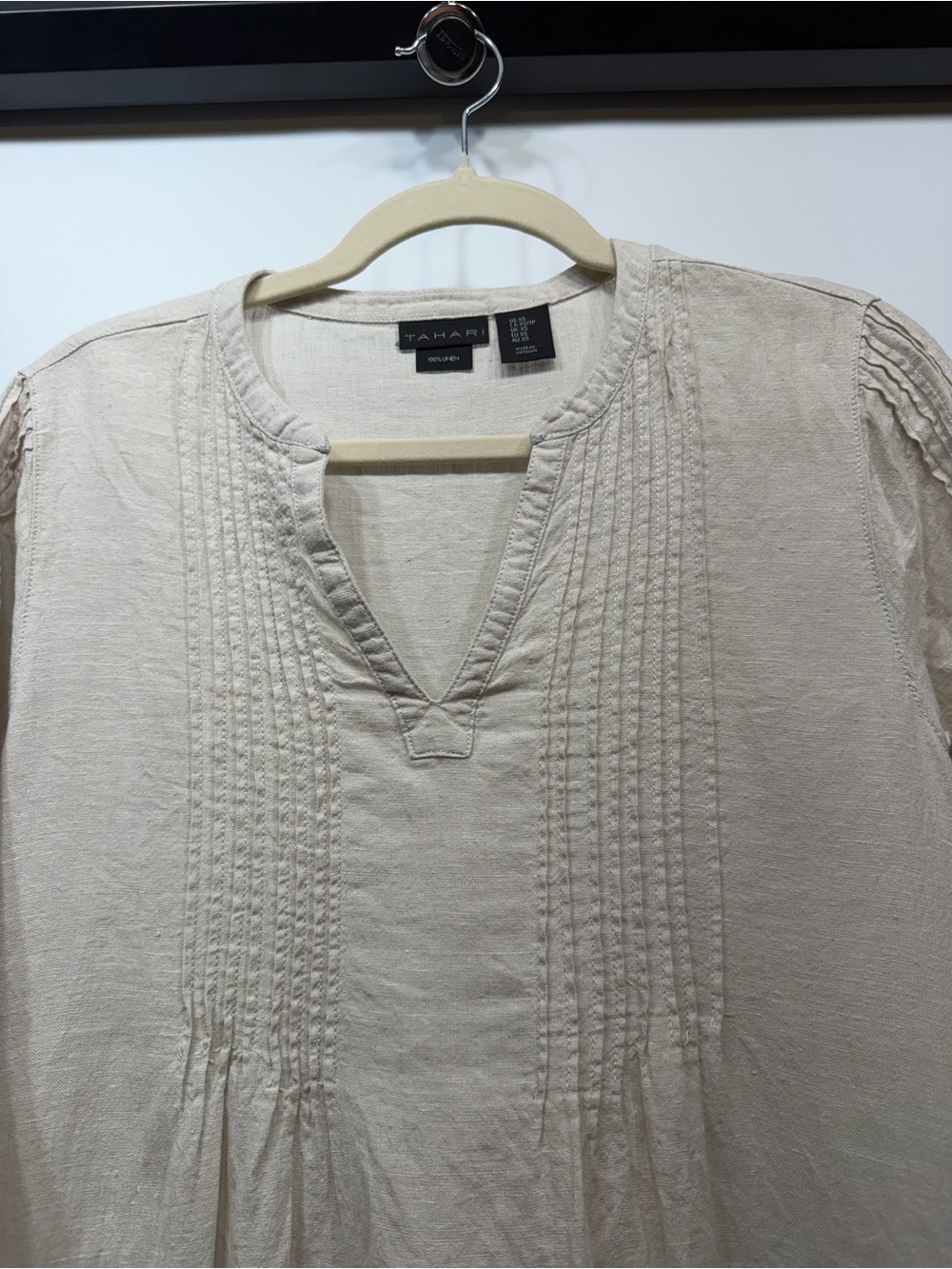 Tahari 100% Linen Cream Lightweight Tunic Size XS - Picture 6 of 10